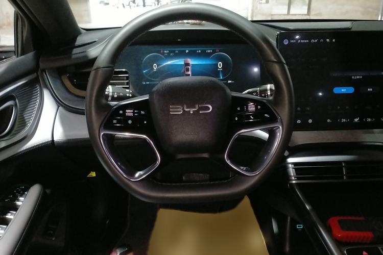 Used BYD Seal 2023 DM-i 1.5L 121km Luxury Model Steering Wheel
