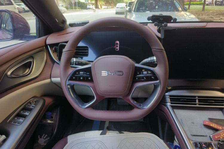 Used BYD Seal 2023 DM-i 1.5T 121km Flagship Model Steering Wheel
