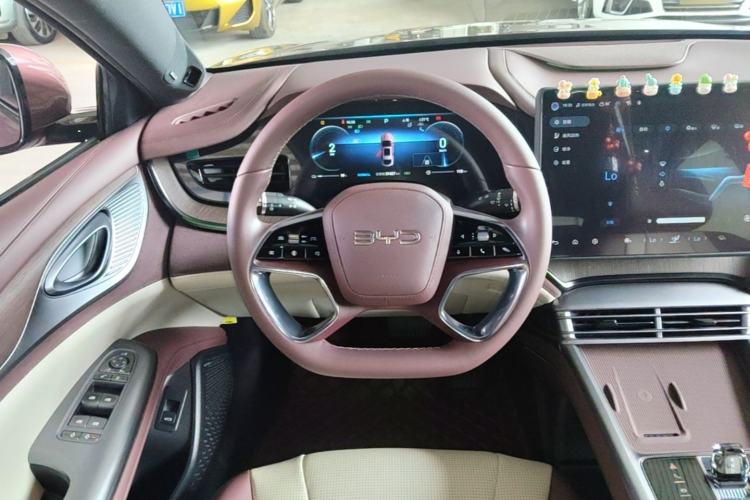 Used BYD Seal 2023 DM-i 1.5T 121km Prestige Model Steering Wheel