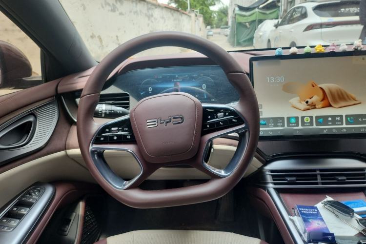 Used BYD Seal 2023 DM-i 1.5L 121km Prestige Model Steering Wheel