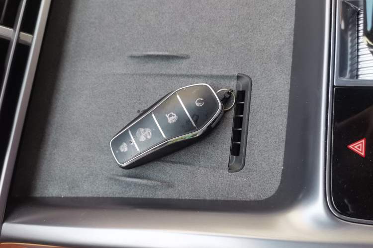 Used BYD Seal 2023 DM-i 1.5T 121km Flagship Model Vehicle Key