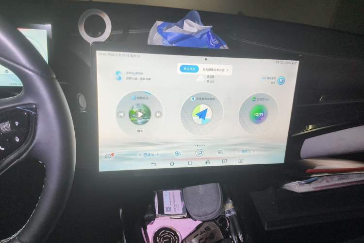 Used BYD Seal 2023 Champion Edition 550km Prestige Model Audio And AC Panel