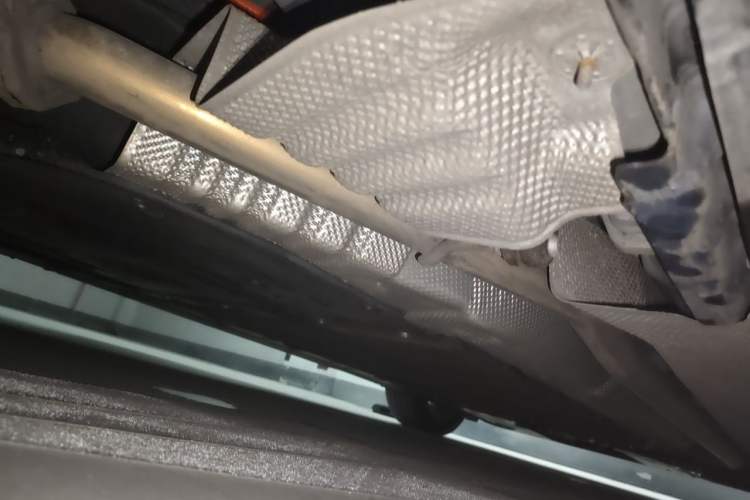 Used BYD Seal 2023 DM-i 1.5T 121km Flagship Model Chassis Rear Right