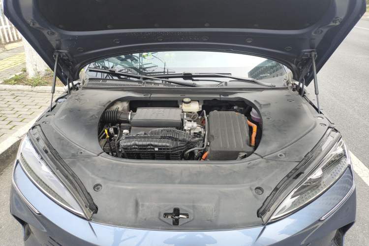 Used BYD Seal 2023 DM-i 1.5L 121km Luxury Model Engine Bay