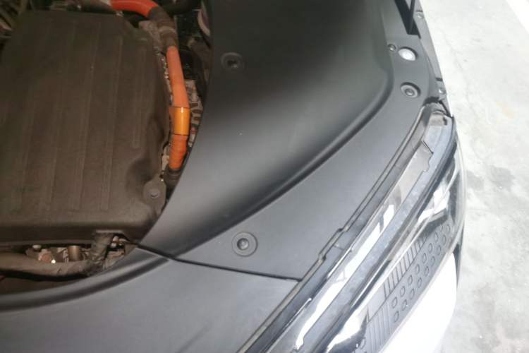 Used BYD Seal 2023 DM-i 1.5L 121km Prestige Model Engine Bay Left
