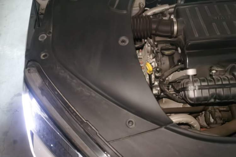Used BYD Seal 2023 DM-i 1.5L 121km Prestige Model Engine Bay Right