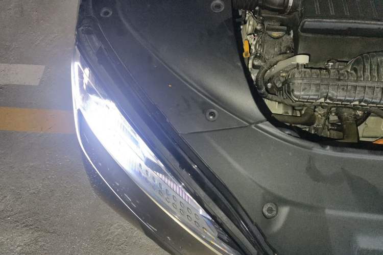 Used BYD Seal 2023 DM-i 1.5L 121km Prestige Model Engine Bay Right