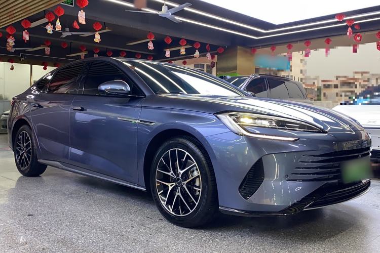 Used BYD Seal 2023 DM-i 1.5L 121km Luxury Model Exterior 2
