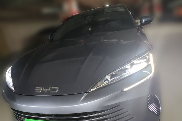 Used BYD Seal 2023 DM-i 1.5T 121km Flagship Model Front