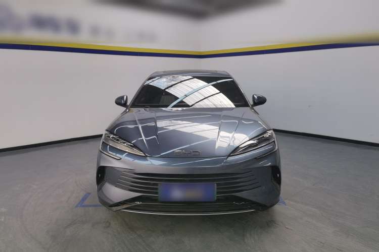 Used BYD Seal 2023 DM-i 1.5T 121km Flagship Model Front