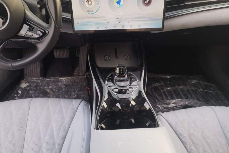 Used BYD Seal 2023 Champion Edition 700km Performance Version Gear Lever