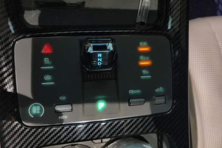 Used BYD Seal 2023 DM-i 1.5L 121km Prestige Model Gear Lever