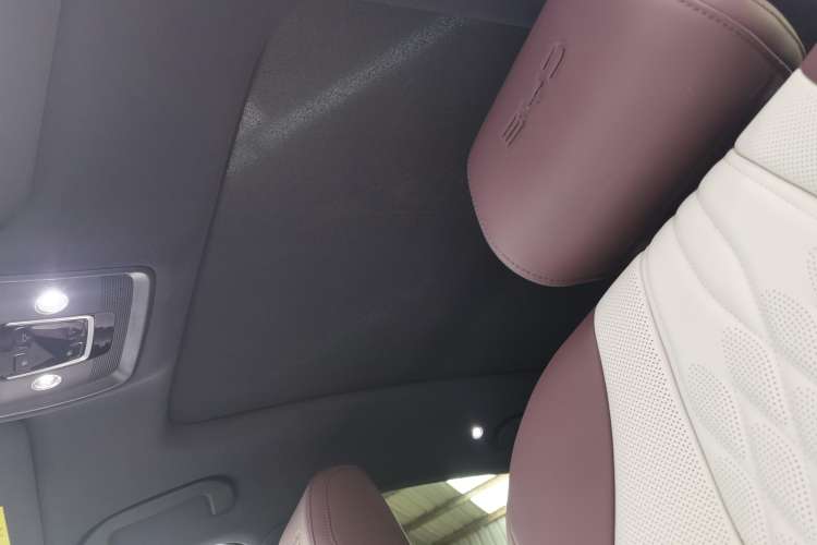 Used BYD Seal 2023 DM-i 1.5T 121km Flagship Model Headliner