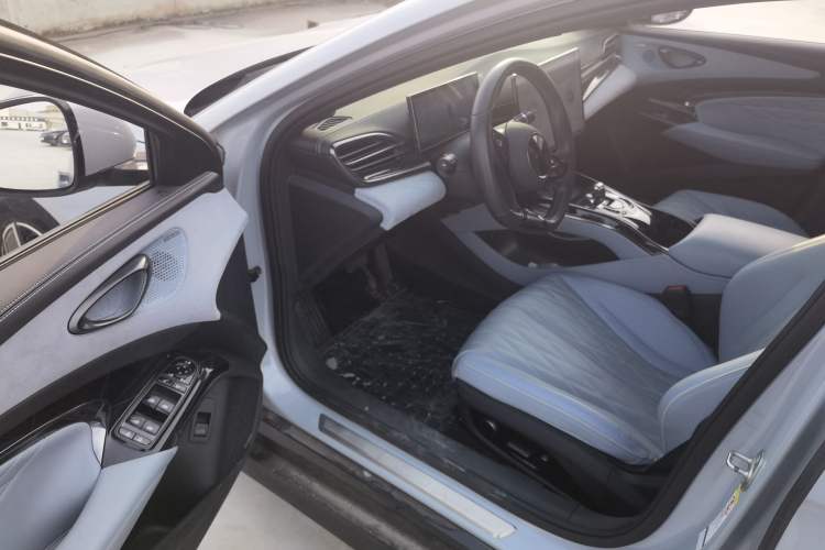 Used BYD Seal 2023 Champion Edition 700km Performance Version Interior 3