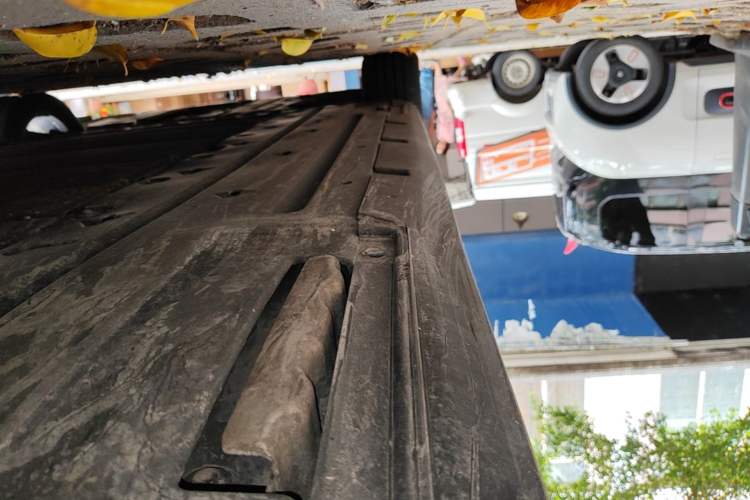 Used BYD Seal 2023 DM-i 1.5T 121km Flagship Model Left Side Sill