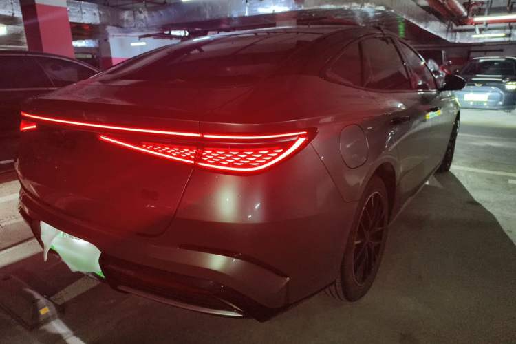 Used BYD Seal 2023 DM-i 1.5L 121km Prestige Model Rear Right 45 Deg