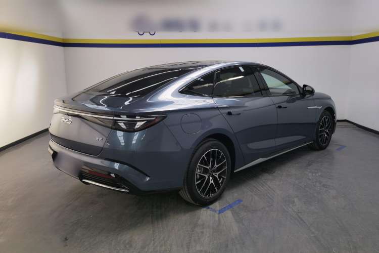 Used BYD Seal 2023 DM-i 1.5T 121km Flagship Model Rear Right 45 Deg