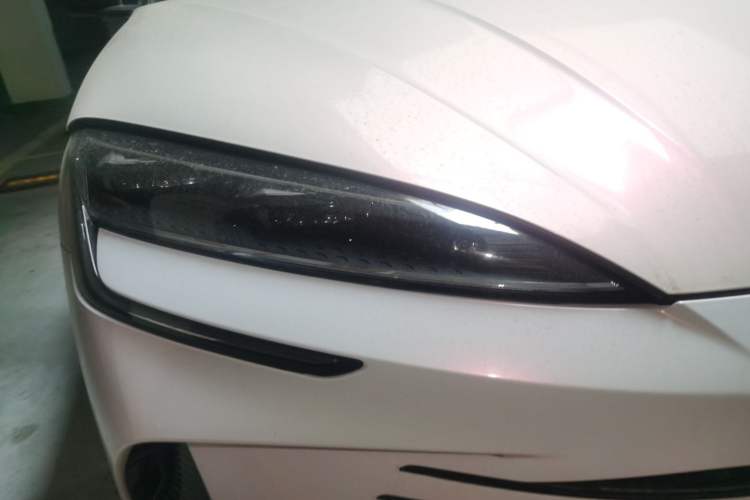 Used BYD Seal 2023 DM-i 1.5L 121km Prestige Model Right Front Headlight