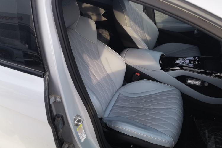Used BYD Seal 2023 Champion Edition 700km Performance Version Right Front Seat