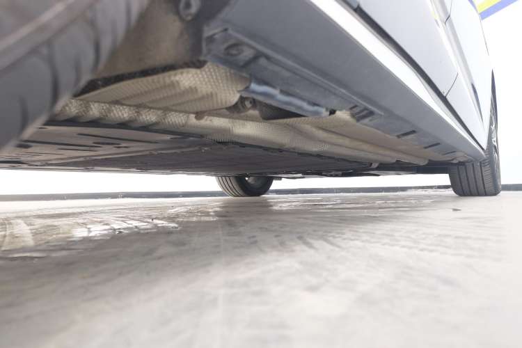 Used BYD Seal 2023 DM-i 1.5T 121km Flagship Model Right Side Sill