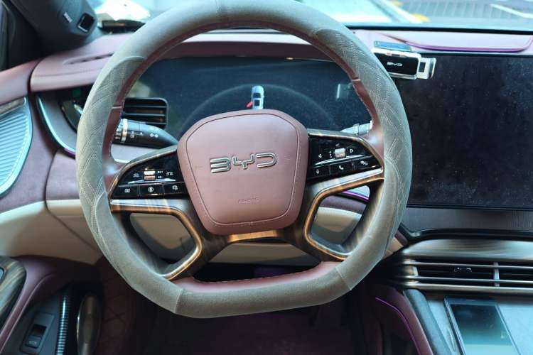 Used BYD Seal 2023 DM-i 1.5T 121km Flagship Model Steering Wheel