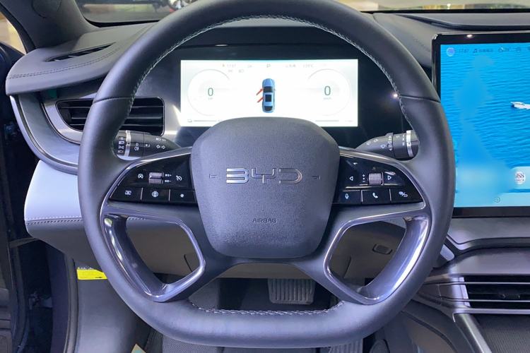 Used BYD Seal 2023 DM-i 1.5L 121km Luxury Model Steering Wheel