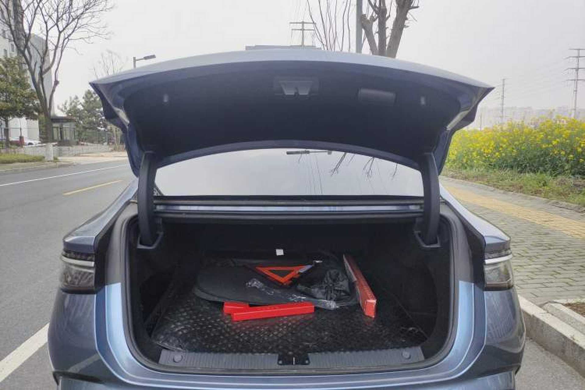 Used BYD Seal 2023 DM-i 1.5L 121km Luxury Model Trunk