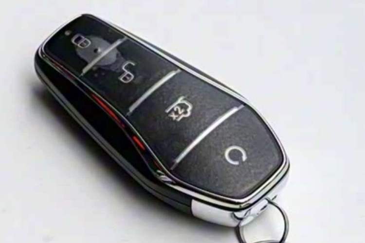 Used BYD Seal 2023 DM-i 1.5L 121km Luxury Model Vehicle Key