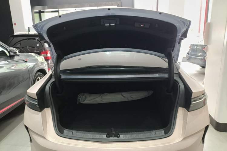 Used BYD Seal 2023 Champion Edition 550km Elite Model Trunk