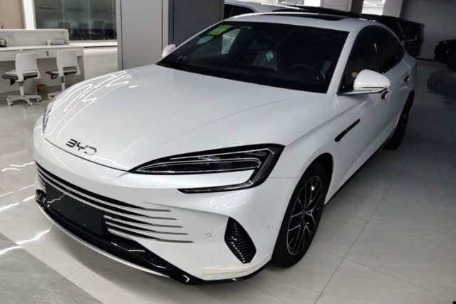 Used BYD Seal 2023 DM-i 1.5T 121km Flagship Model