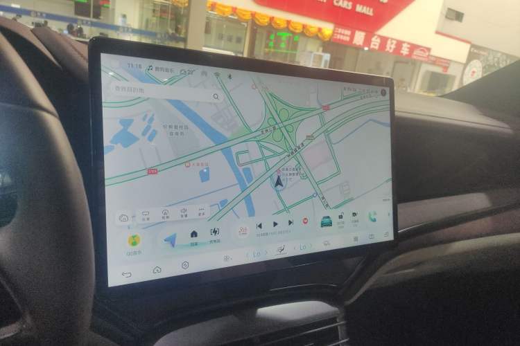Used BYD Seal 2023 DM-i 1.5L 121km Prestige Model Audio And AC Panel