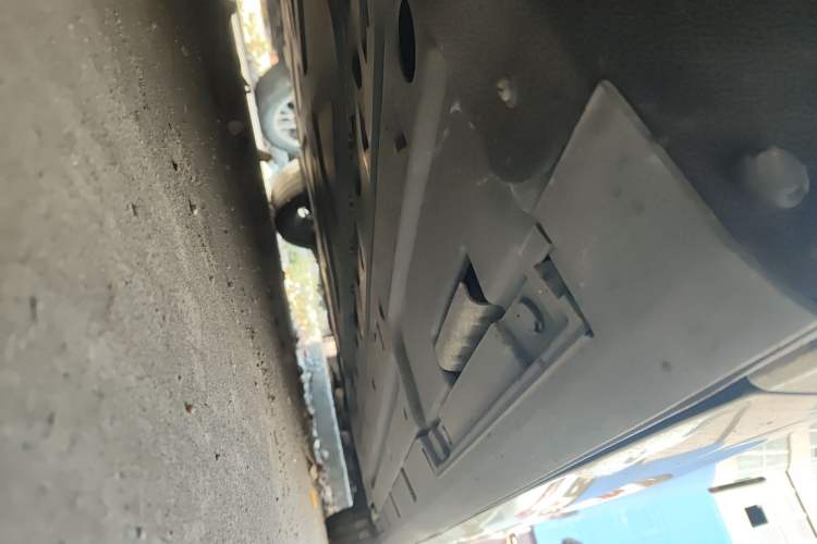 Used BYD Seal 2023 DM-i 1.5T 121km Prestige Model Chassis Front Left