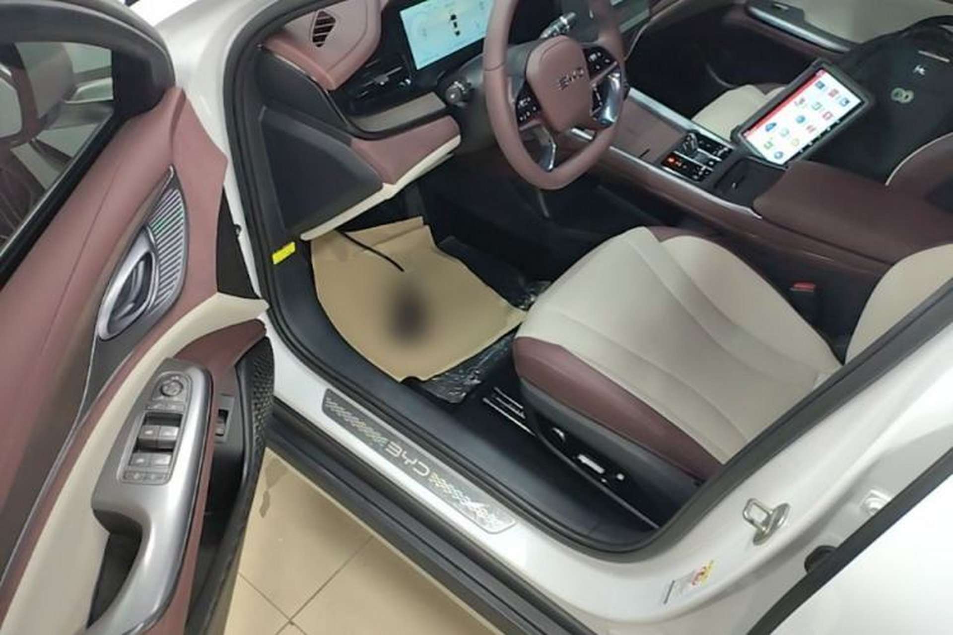 Used BYD Seal 2023 DM-i 1.5L 121km Prestige Model Driver Seat