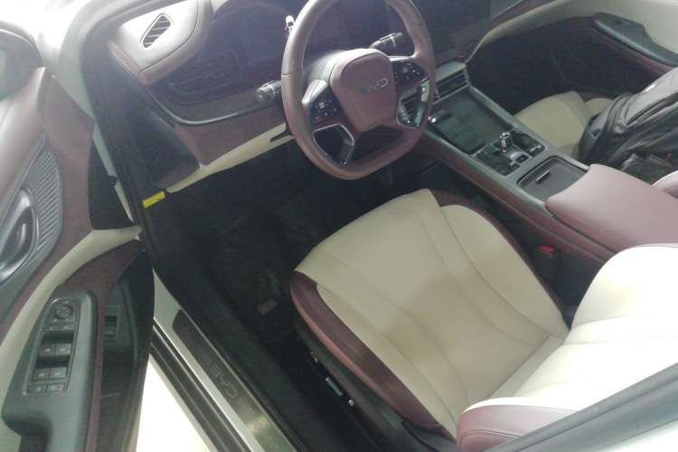 Used BYD Seal 2023 DM-i 1.5L 121km Prestige Model Driver Seat
