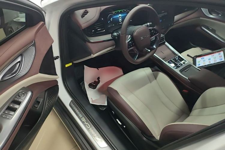 Used BYD Seal 2023 DM-i 1.5L 121km Prestige Model Driver Seat