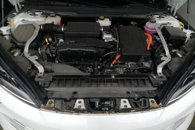 Used BYD Seal 2023 DM-i 1.5L 121km Prestige Model Engine Bay
