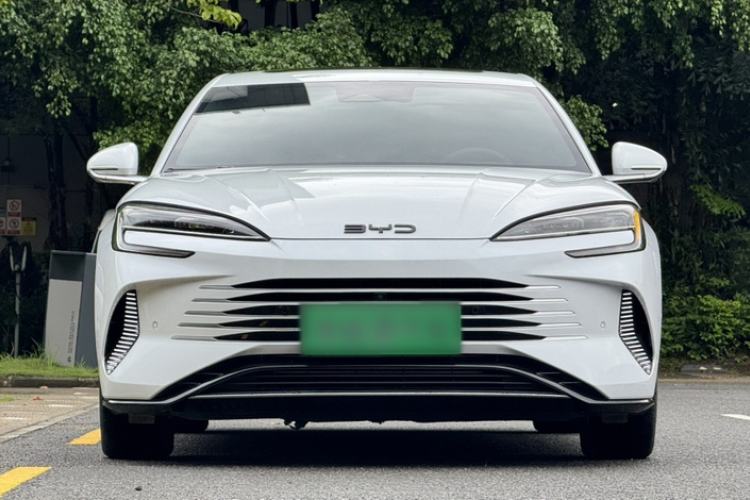 Used BYD Seal 2023 DM-i 1.5T 121km Flagship Model Exterior 1