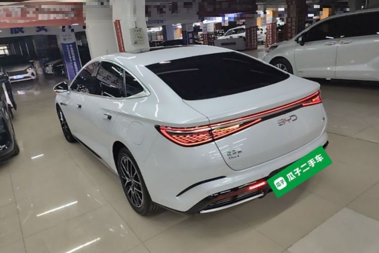 Used BYD Seal 2023 DM-i 1.5L 121km Prestige Model Exterior 2