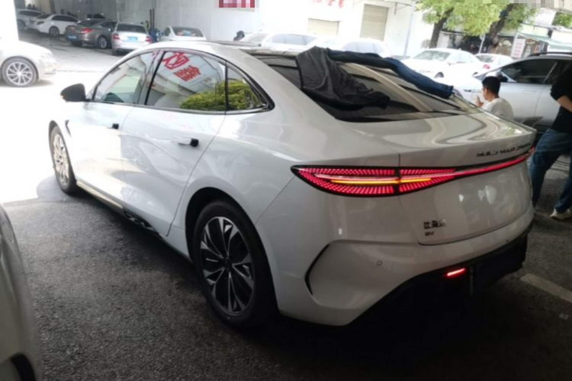 Used BYD Seal 2023 Champion Edition 550km Prestige Model Exterior 2