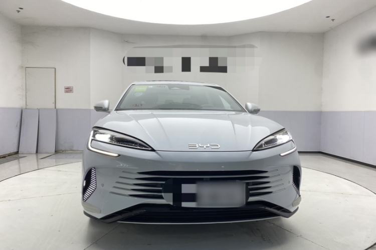 Used BYD Seal 2023 DM-i 1.5T 121km Flagship Model Exterior 4