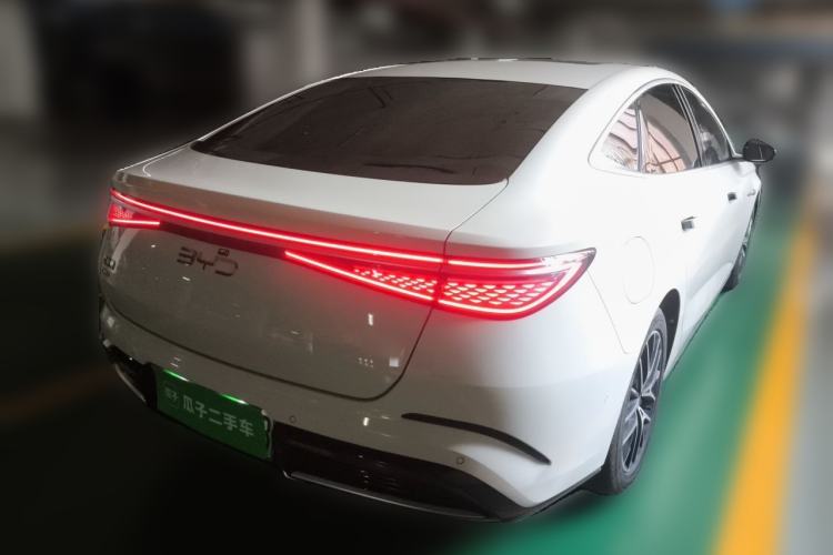 Used BYD Seal 2023 DM-i 1.5T 121km Flagship Model Exterior 5