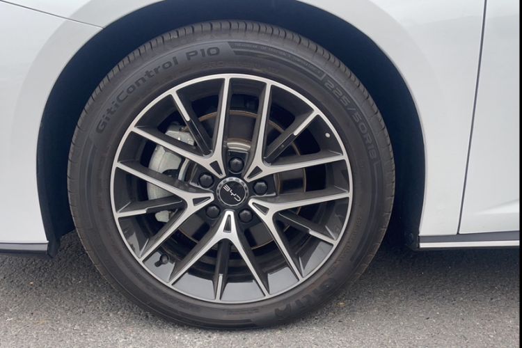 Used BYD Seal 2023 DM-i 1.5L 121km Prestige Model Exterior 7