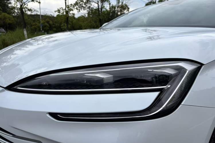 Used BYD Seal 2023 DM-i 1.5T 121km Prestige Model Exterior 7