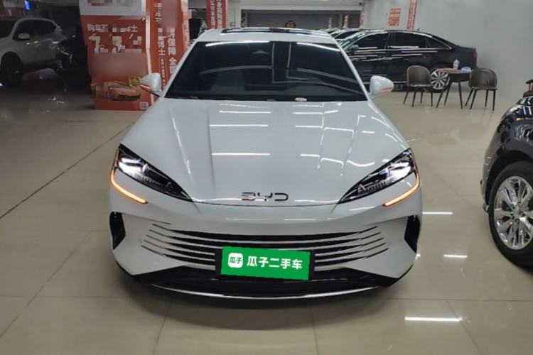 Used BYD Seal 2023 DM-i 1.5L 121km Prestige Model Front