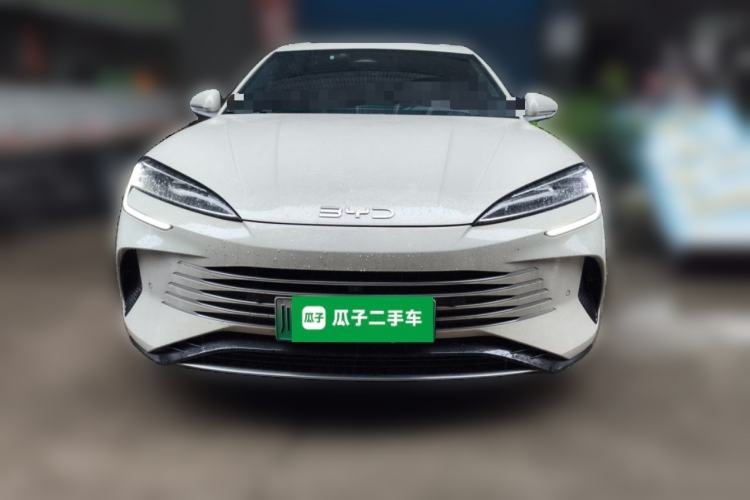 Used BYD Seal 2023 DM-i 1.5T 121km Flagship Model Front
