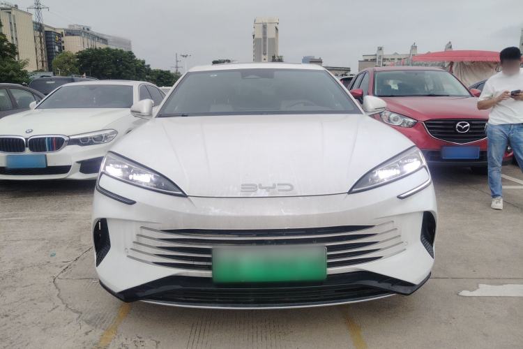 Used BYD Seal 2023 DM-i 1.5L 121km Prestige Model Front