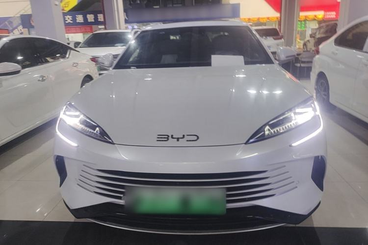 Used BYD Seal 2023 DM-i 1.5L 121km Prestige Model Front