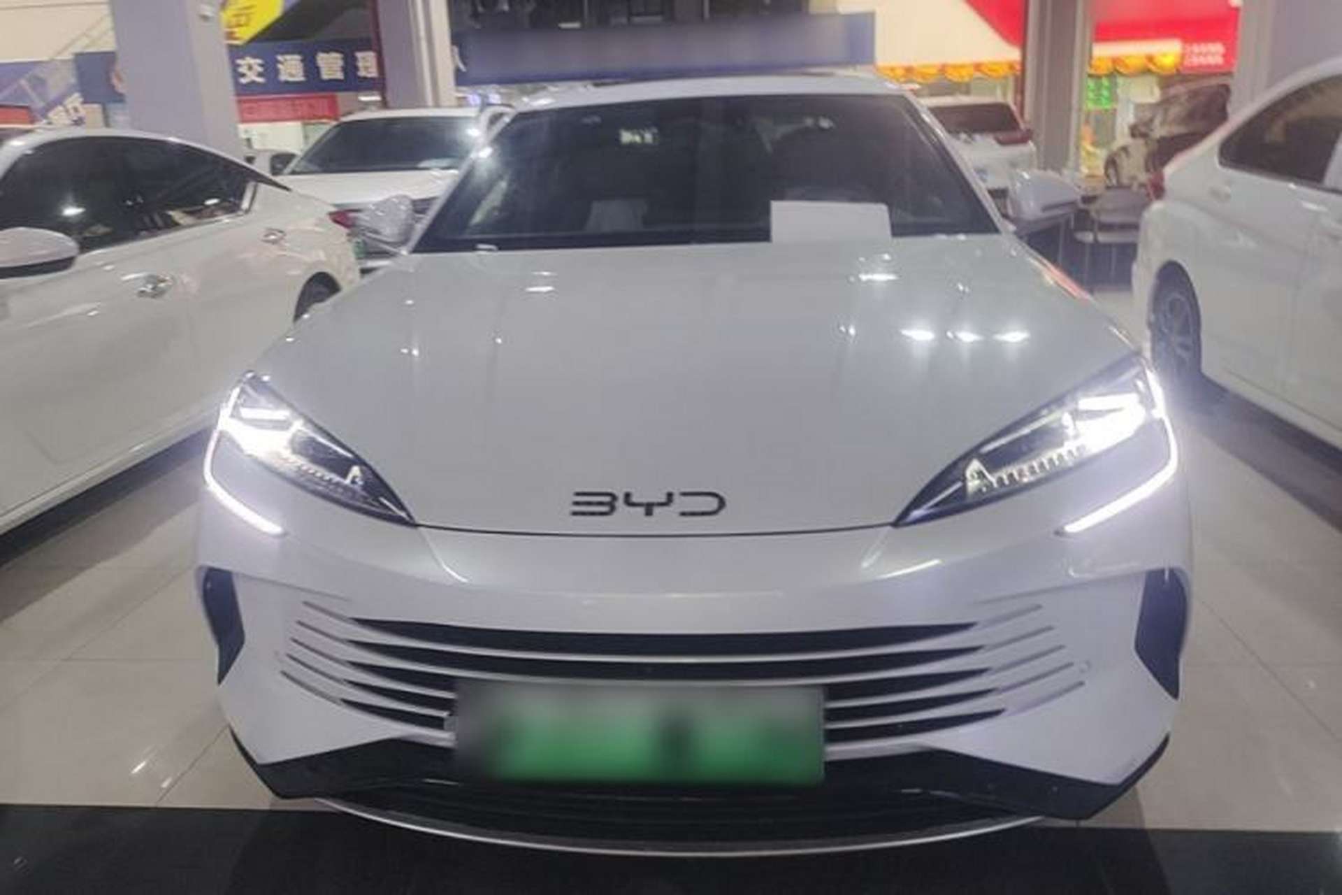 Used BYD Seal 2023 DM-i 1.5L 121km Prestige Model Front