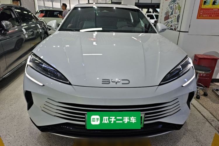 Used BYD Seal 2023 DM-i 1.5T 121km Prestige Model Front