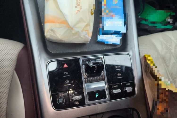 Used BYD Seal 2023 DM-i 1.5T 121km Flagship Model Gear Lever